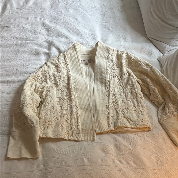 Cream Cropped Women's Jacket - Picture 3 of 4